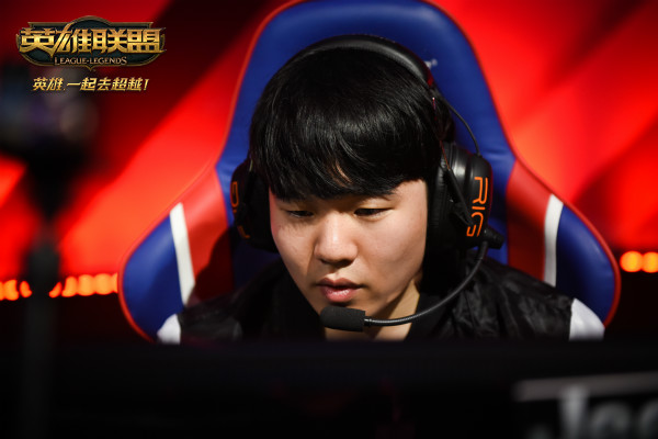 Rookie新星连败表现惊艳，老鹰未来可期！